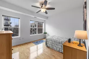 310 E 18th St, Minneapolis, MN 55404 - Photo 15