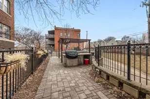 310 E 18th St, Minneapolis, MN 55404 - Photo 25