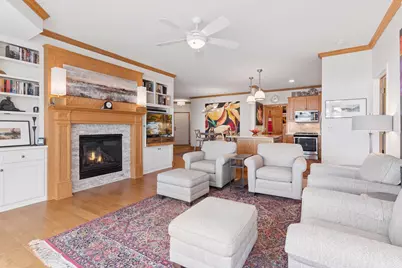 1776 Stieger Lake Lane #211, Victoria, MN 55386 - Photo 9