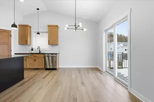 1962 Hadley Hills Dr NE, Rochester, MN 55906 - Photo 17