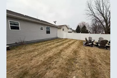 1708 Clifton Avenue, Worthington, MN 56187 - Photo 15