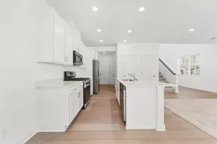 190 HUNTINGTON DR, Waconia, MN 55387 - Photo 9