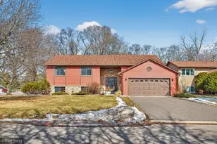 1481 Sextant Ave E, Maplewood, MN 55109 - Photo 5