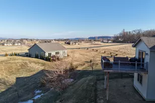 105 Hillwood Dr, Lake City, MN 55041 - Photo 37