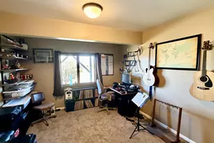 105 Hillwood Dr, Lake City, MN 55041 - Photo 27