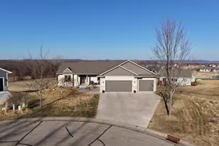 105 Hillwood Dr, Lake City, MN 55041 - Photo 33