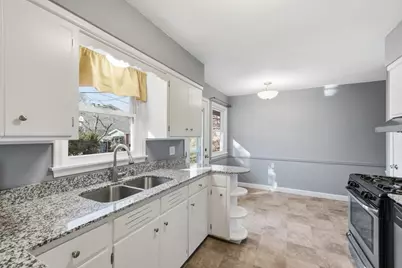 1605 W 72nd Street, Richfield, MN 55423 - Photo 11