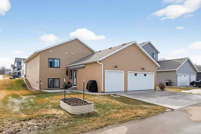 5207 56th Street NW, Rochester, MN 55901 - Photo 3