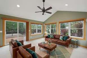 17818 Inverness Curve, Eden Prairie, MN 55347 - Photo 5