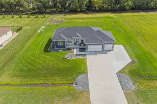 6910 2nd St NW, Moorhead, MN 56560 - Photo 5