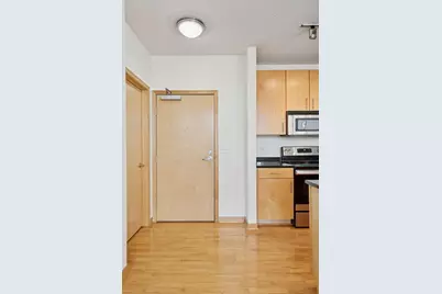 7600 Lyndale Avenue S #414, Richfield, MN 55423 - Photo 9