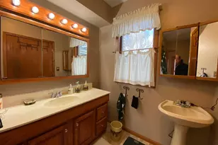 2473 SE Marshall St, Albert Lea, MN 56007 - Photo 29