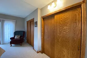 2473 SE Marshall St, Albert Lea, MN 56007 - Photo 27