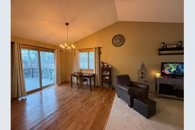 1005 12th Street SE, Waseca, MN 56093 - Photo 5