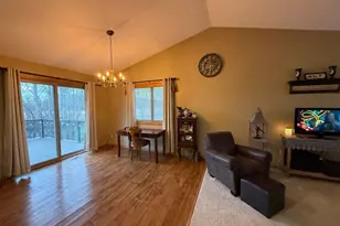 1005 12th St SE, Waseca, MN 56093 - Photo 5