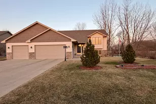 1005 12th St SE, Waseca, MN 56093 - Photo 1