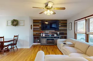 1016 W Elm St, Lake City, MN 55041 - Photo 9