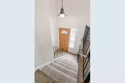 10512 Decatur Avenue S, Bloomington, MN 55438 - Photo 7