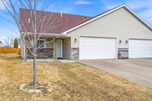 405 E Cheyenne St, Roberts, WI 54023 - Photo 3