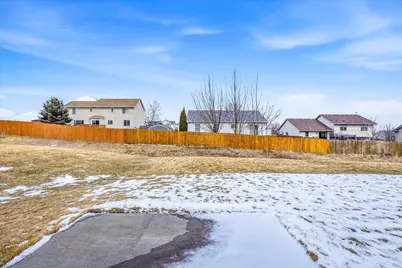 405 E Cheyenne Street, Roberts, WI 54023 - Photo 17