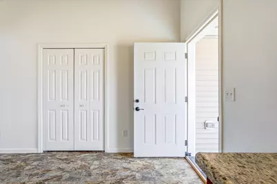 405 E Cheyenne Street, Roberts, WI 54023 - Photo 7