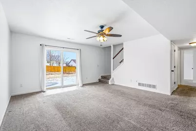 405 E Cheyenne Street, Roberts, WI 54023 - Photo 15