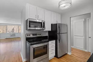 2700 W 44th St, Minneapolis, MN 55410 - Photo 5