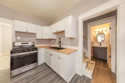 1002 Avon Street N, Saint Paul, MN 55103 - Photo 15