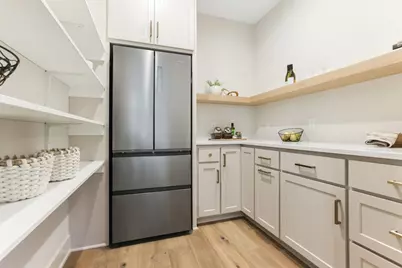 5609 Heather Lane, Edina, MN 55436 - Photo 11