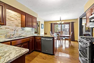 10809 Emerson Road S, Bloomington, MN 55431 - Photo 17