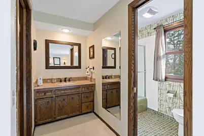 10809 Emerson Road S, Bloomington, MN 55431 - Photo 21