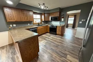 1424 Penn Ave, Albert Lea, MN 56007 - Photo 7