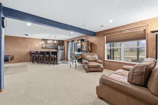 2061 Winterberry Ln, Shakopee, MN 55379 - Photo 43