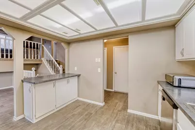 9733 Thomas Avenue N, Brooklyn Park, MN 55444 - Photo 21