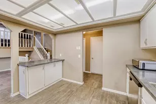 9733 Thomas Ave N, Brooklyn Park, MN 55444 - Photo 21