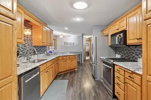 582 Country Oaks Ln, River Falls, WI 54022 - Photo 9