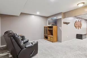 582 Country Oaks Ln, River Falls, WI 54022 - Photo 33