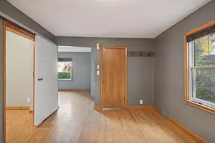 1318 5th St NE, Minneapolis, MN 55413 - Photo 11