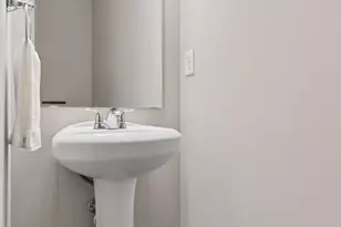 4553 Yates Ave N, Crystal, MN 55422 - Photo 23