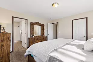 4553 Yates Ave N, Crystal, MN 55422 - Photo 15