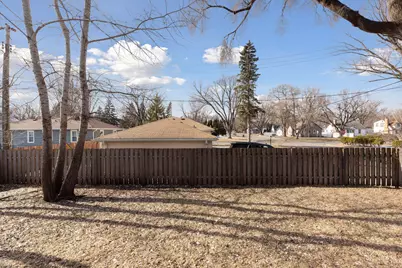 4553 Yates Avenue N, Crystal, MN 55422 - Photo 33