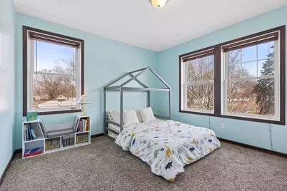 4553 Yates Avenue N, Crystal, MN 55422 - Photo 17