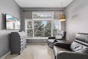 16235 Crystal Hills Dr, Lakeville, MN 55044 - Photo 11