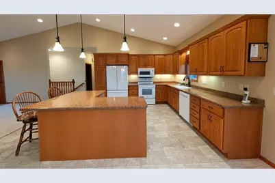 2033 Park Avenue, Montevideo, MN 56265 - Photo 19