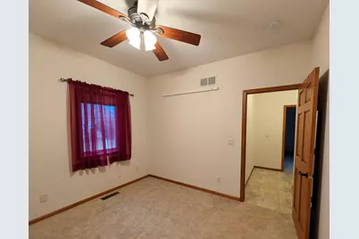 2033 Park Avenue, Montevideo, MN 56265 - Photo 31