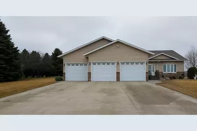 2033 Park Avenue, Montevideo, MN 56265 - Photo 79