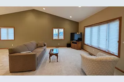 2033 Park Avenue, Montevideo, MN 56265 - Photo 7