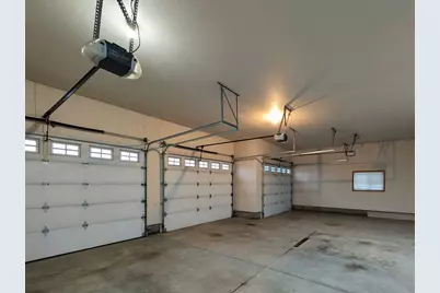 2033 Park Avenue, Montevideo, MN 56265 - Photo 67