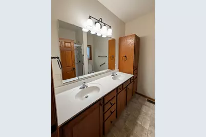 2033 Park Avenue, Montevideo, MN 56265 - Photo 27