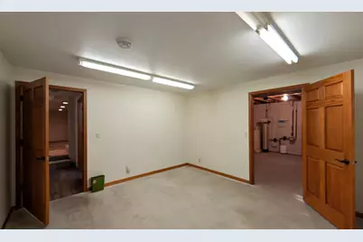 2033 Park Avenue, Montevideo, MN 56265 - Photo 53